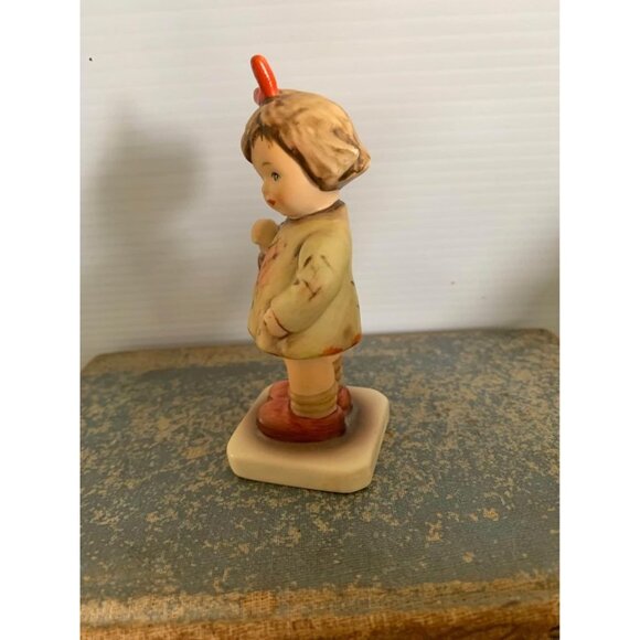 Hummel Goebel I Brought You A Gift 479 4” tall - Picture 2 of 7